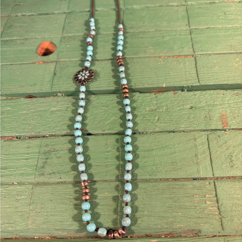 Elegant Beaded Necklace with Turquoise and Copper Accents